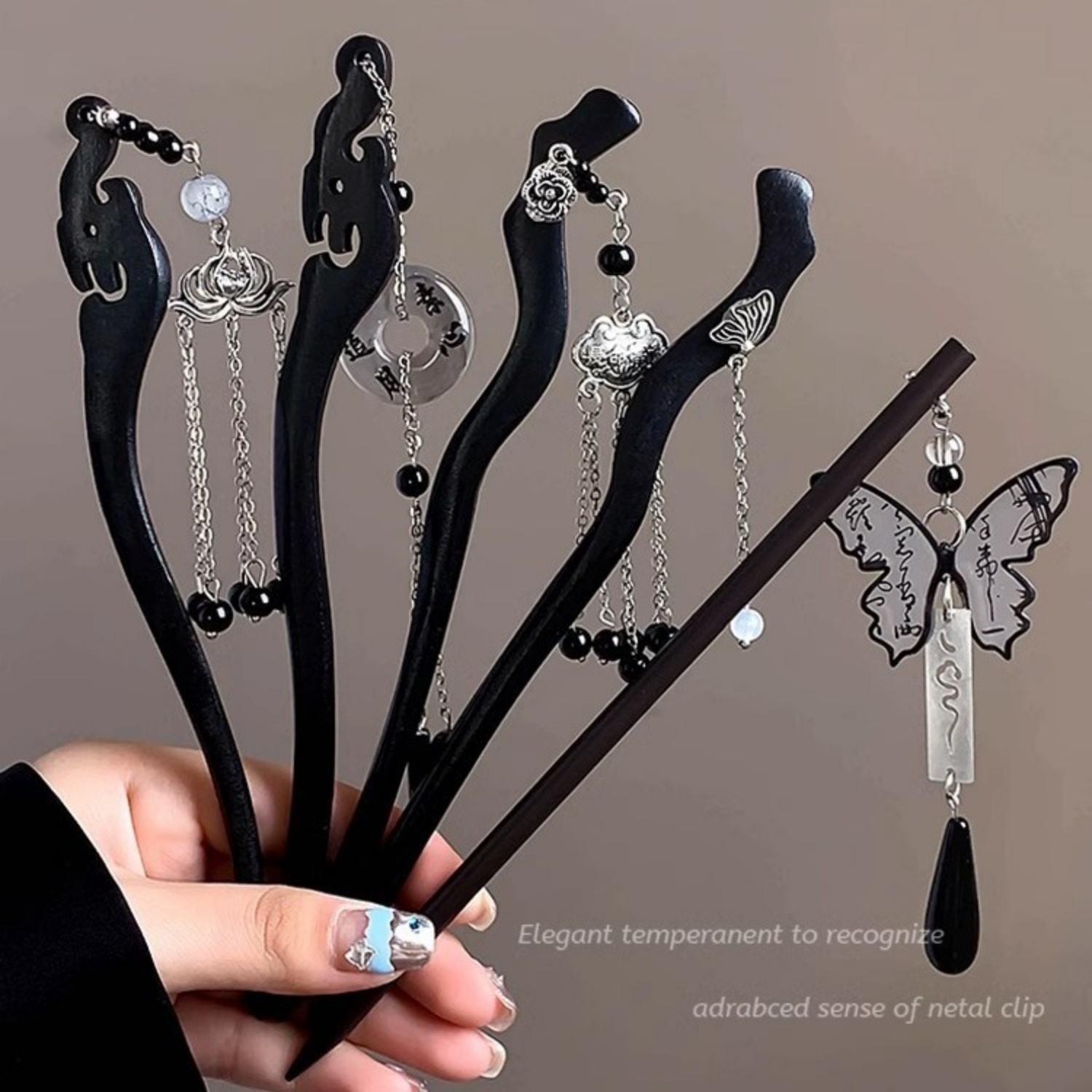 Vintage Lighting Decor - ライト高級木製タッセルヘアピン女性のためのヴィンテージインク蝶ペンダントヘアスティック中国風黒檀の木のヘアアクセサリー