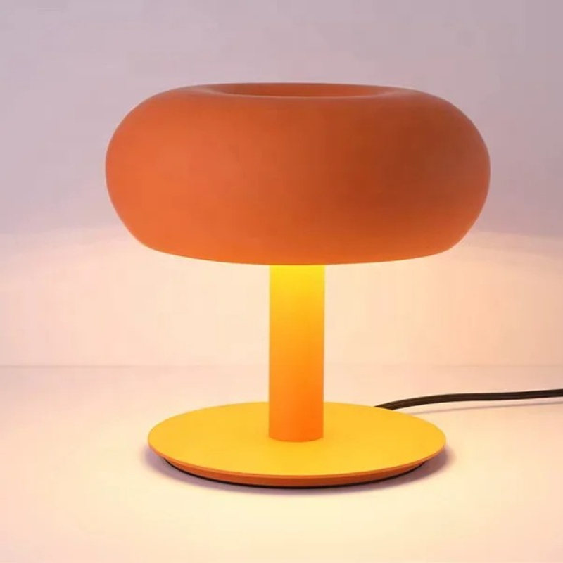 Home Decor Lighting Manufacturer - 発光ダイオードメタルマッシュルームデスクランプ、ホームデコレーション、高級家庭用品、ベッドサイドランプ