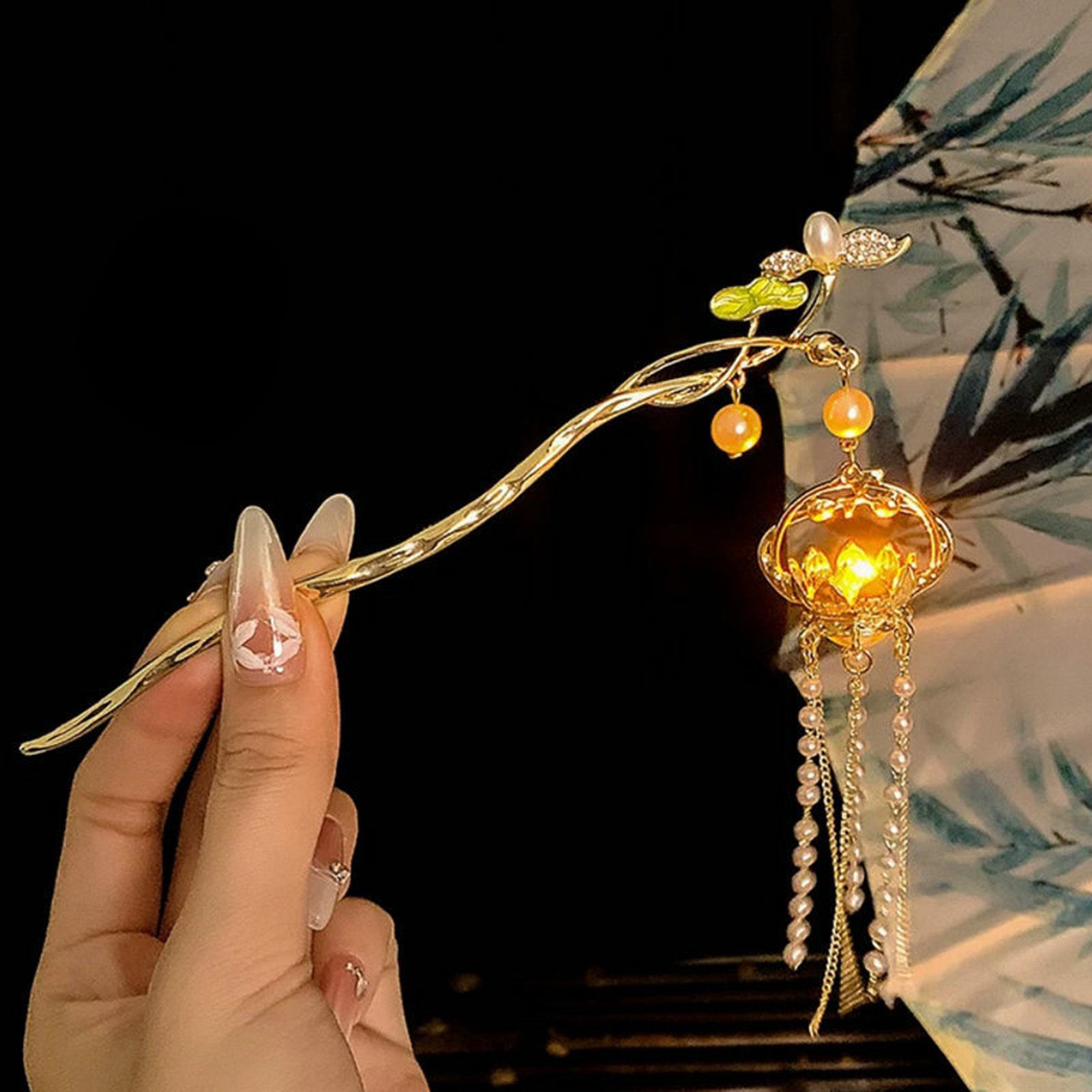 発光花ヘアピン女性のためのクリエイティブ蓮発光ランタンタッセ - Vintage Lighting Decor のレビューと価格