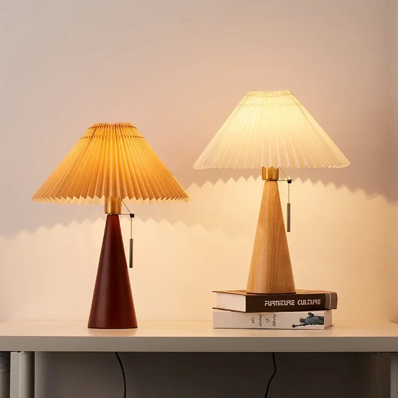 レトロプリーツテーブルランプ北欧無垢材ライト研究読書用寝室の - Lighting Table Decor のレビューと価格