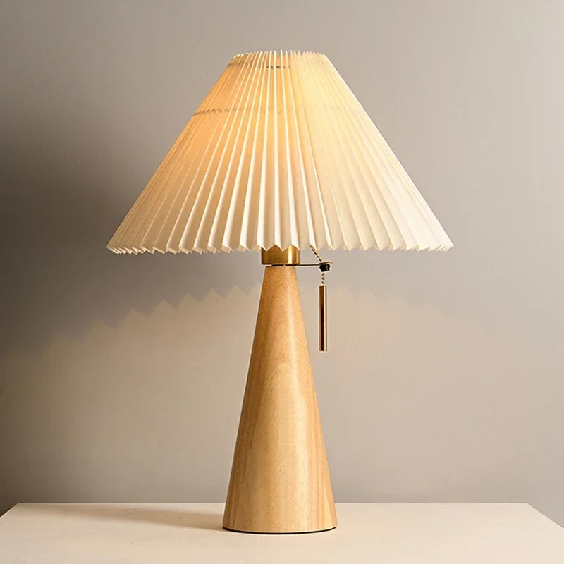 レトロプリーツテーブルランプ北欧無垢材ライト研究読書用寝室の - Lighting Table Decor のレビューと価格